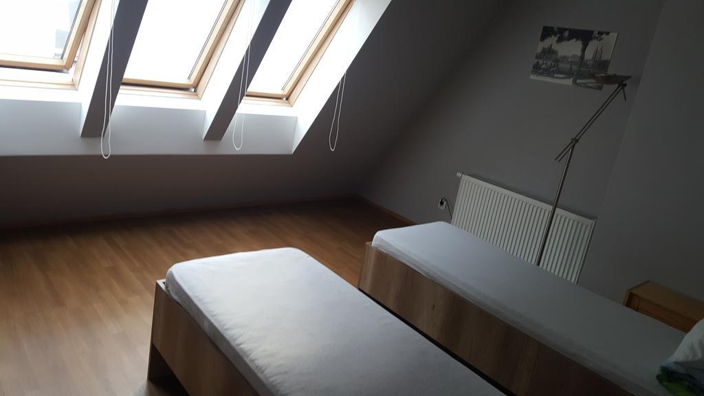 Wroclov Hostel Wrocław Buitenkant foto