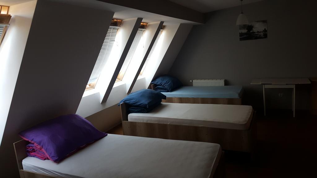 Wroclov Hostel Wrocław Buitenkant foto