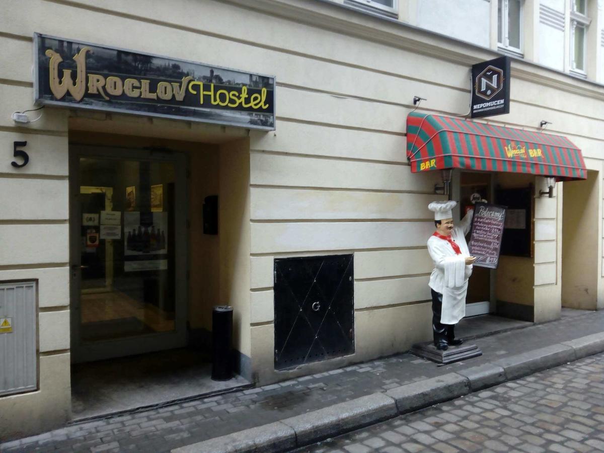 Wroclov Hostel Wrocław Buitenkant foto